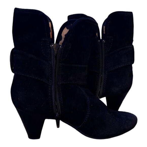 Vaneli Black Suede Heeled Ankle Bootie Zip Close Buckle Accent Animal Print Sz7N - Picture 7 of 14